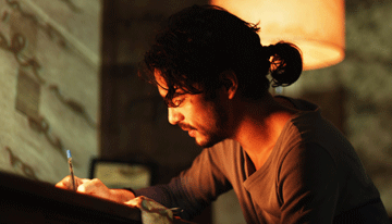 Caio Blatt em Uma longa viagem, um filme de Lucia Murat